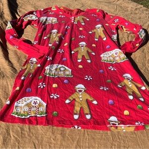 Nick & Nora Red/Tan Gingerbread Print Holiday Sleep Shirt Size Medium